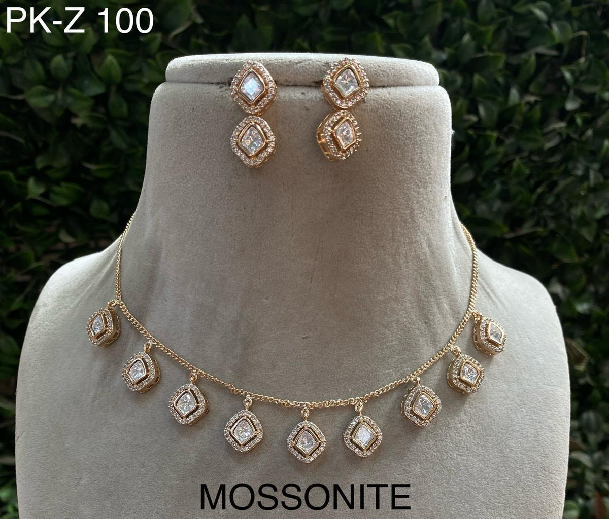 Necklace with earrings PK Z 100 Mossonite
