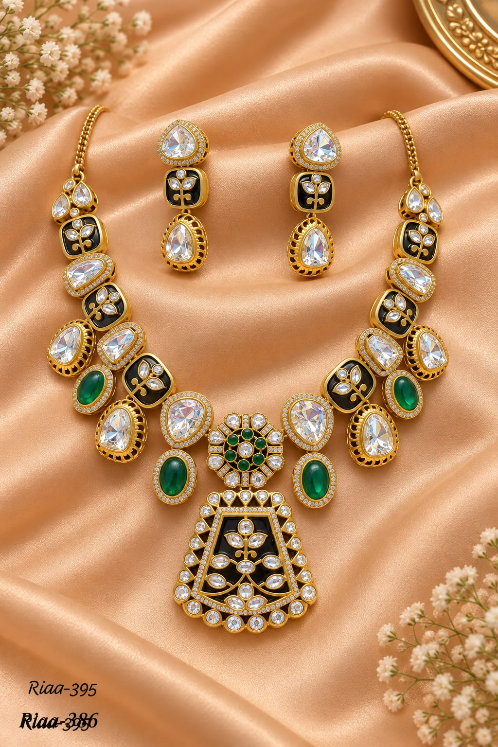 Necklace with earrings Riaa 395 Royal