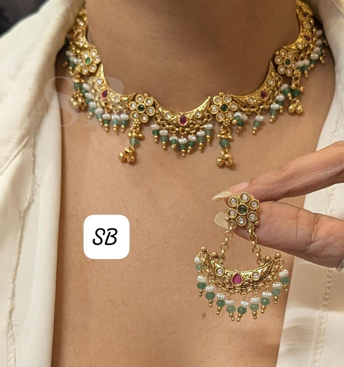 Necklace with earrings SB 01