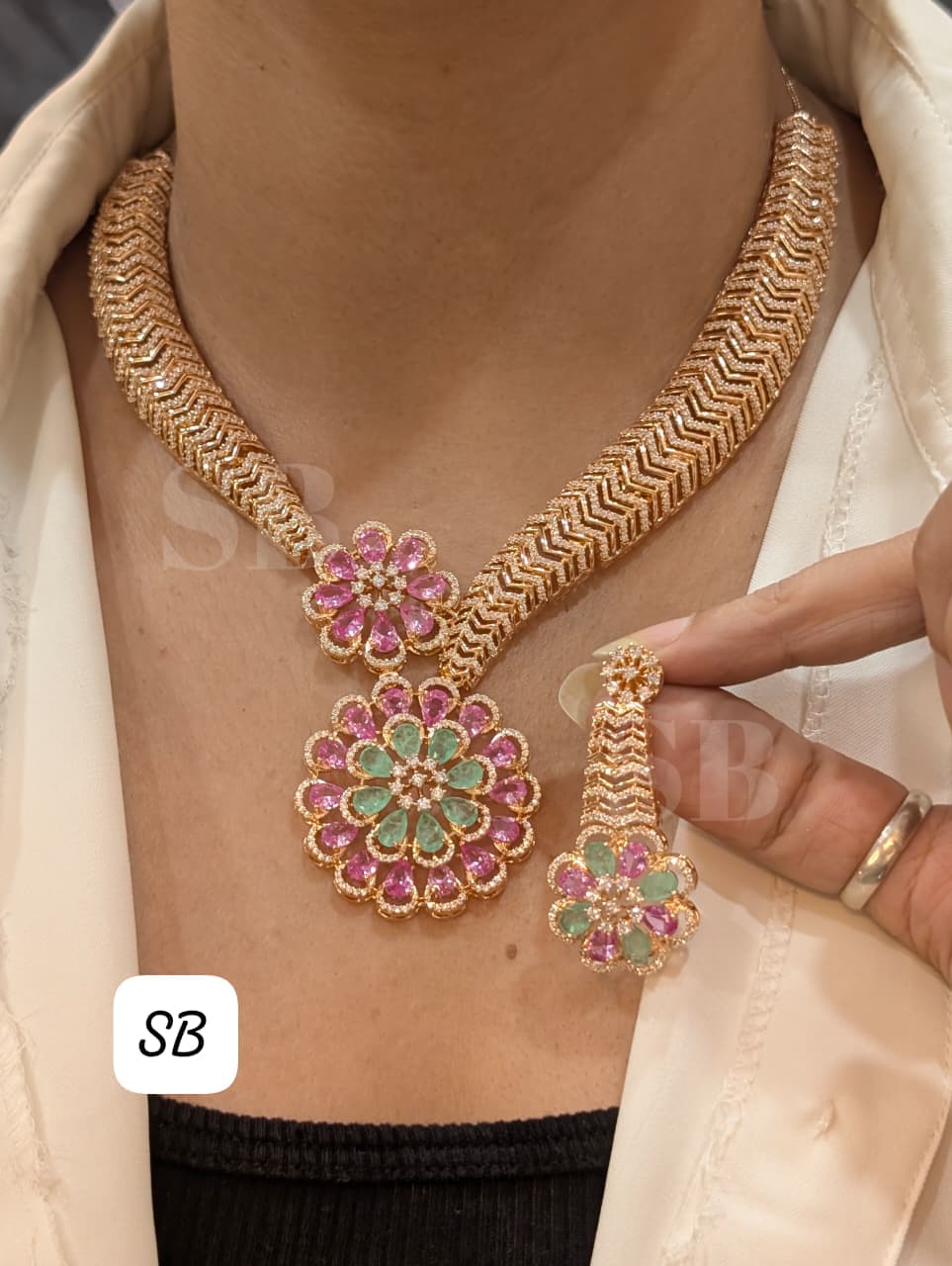 Necklace with earrings SB 19